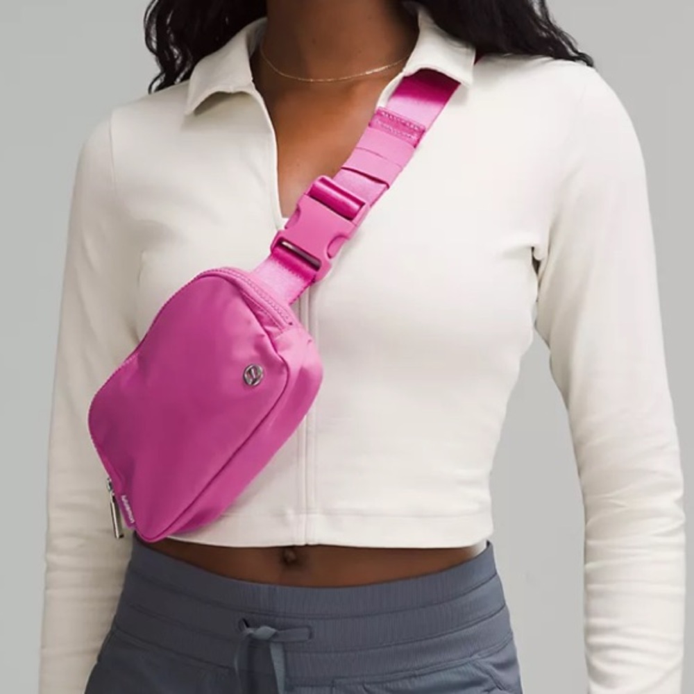 Lululemon Everywhere Belt Bag 1L